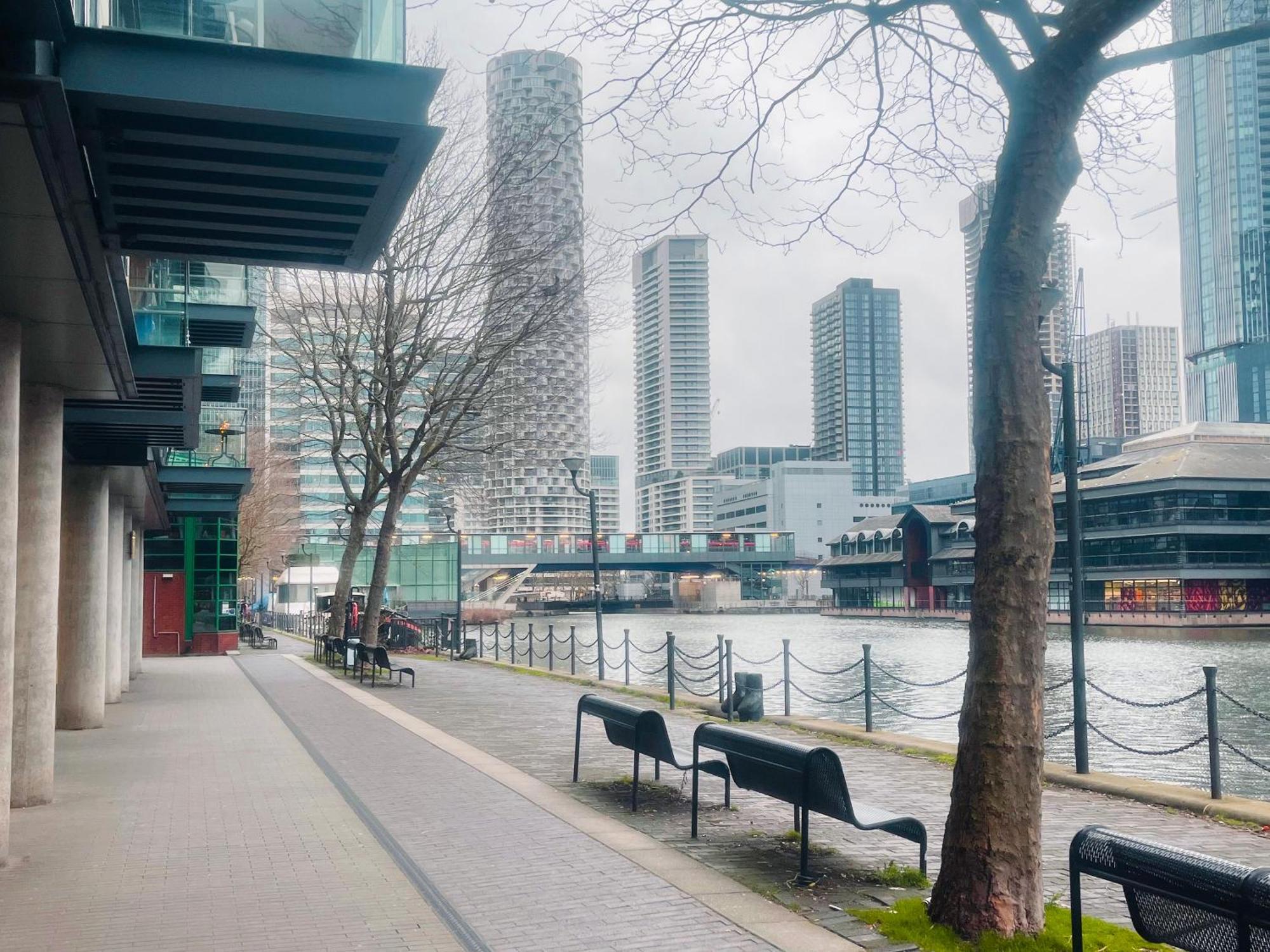 Modern 2Bed 2Bath Apartment Canary Wharf - Upto 5 Person ロンドン エクステリア 写真